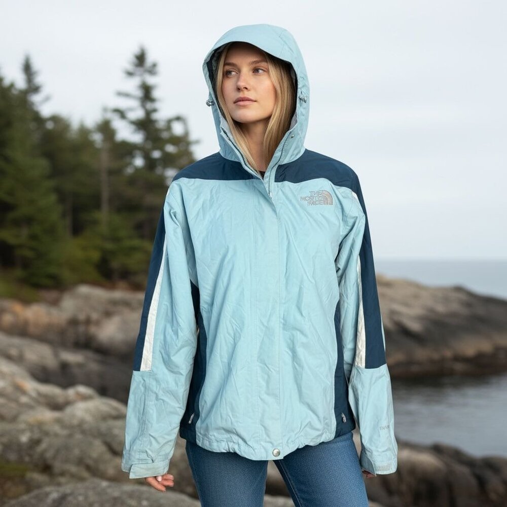 The North Face Light Blue / Dark Blue Waterproof Shell Jacket w Hood Womens Med